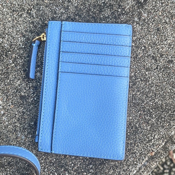 Brand new Tory Burch tote & wallet set - Picture 5 of 13